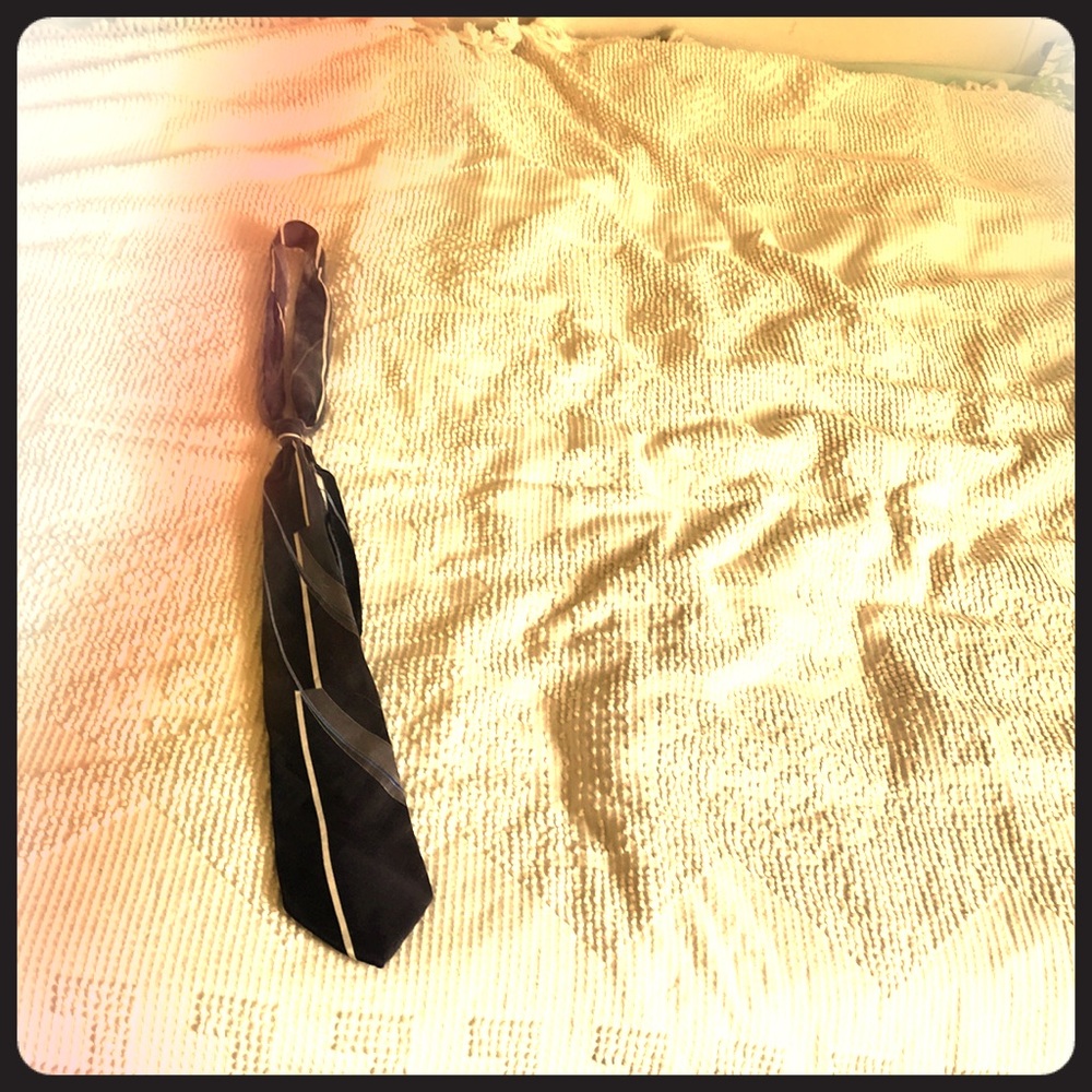 Silk tie